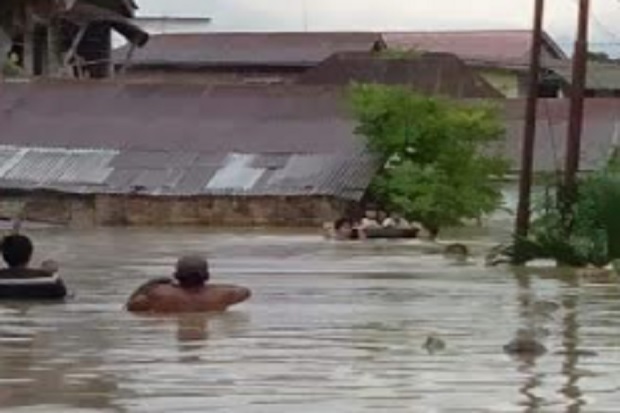 Bantu Korban Banjir...
