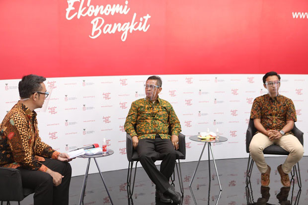 Vaksin dan 3M Kunci...