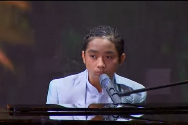 Kilau Konser Betrand...
