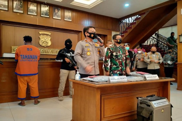 Seorang Pelaku Pengepungan...