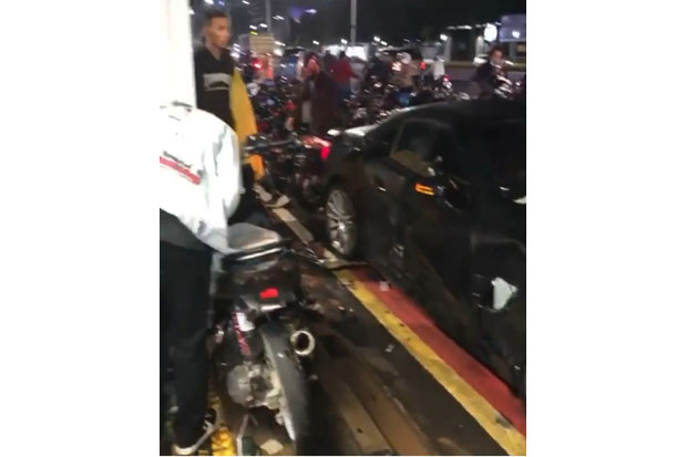 Kecelakaan di Sudirman,...