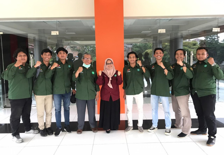 UMM Kembali Juara Kontes...