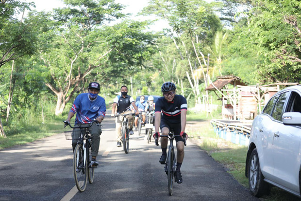 Ibas Gowes Santai di...
