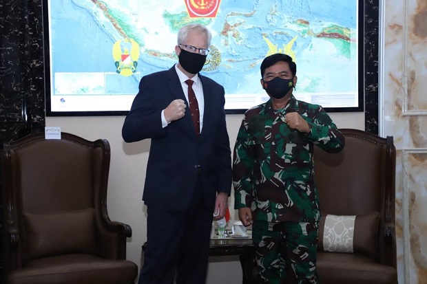 Panglima TNI Bersama...