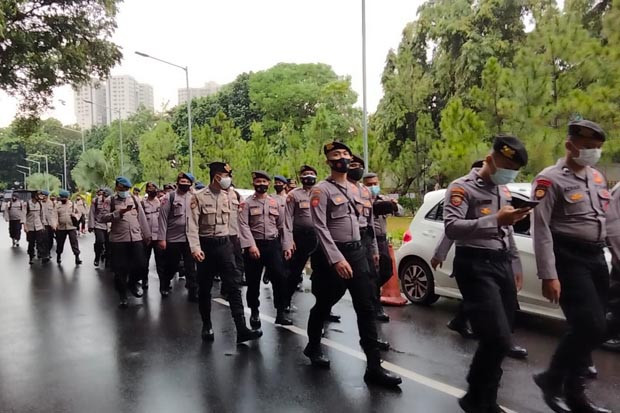 Tim Gabungan TNI-Polri...