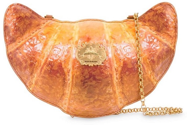 Unik, Moschino Hadirkan...