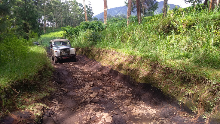 Horor Jalur Offroad...