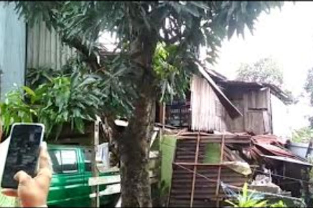 5 Rumah Warga Wajo Rusak...