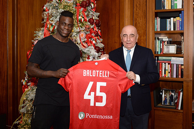 Gabung AC Monza, Balotelli...