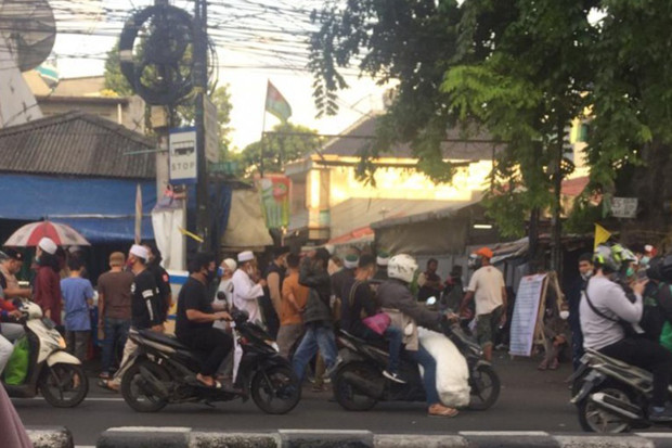 6 Jenazah Laskar FPI...