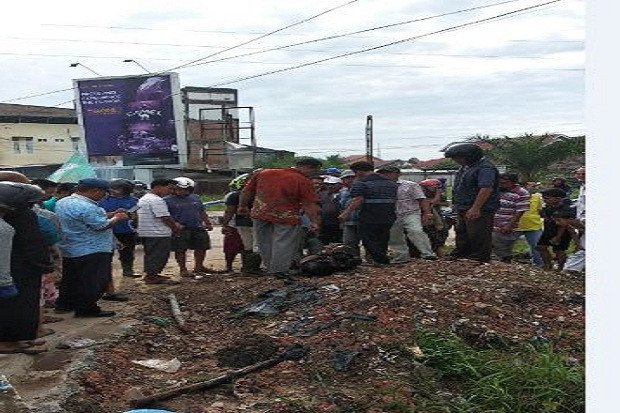 Sadis, Suami Bakar Istri...