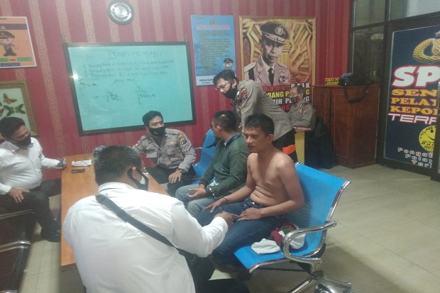 Kawanan Perampok Nasabah...