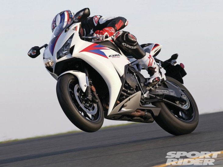 Honda Ajukan Paten Motor...