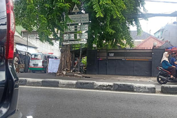 6 Jenazah Anggota FPI...