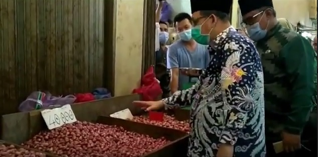 Jelang Natal dan Tahun...