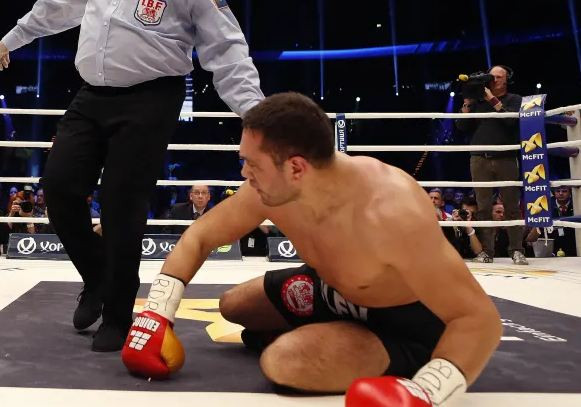 Anthony Joshua Pukul...