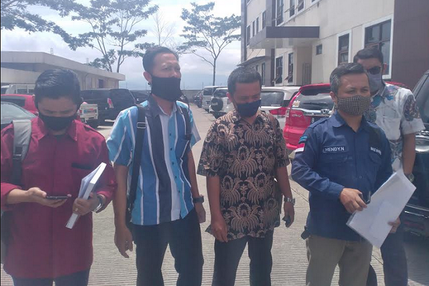 Habib Rizieq Tengah...