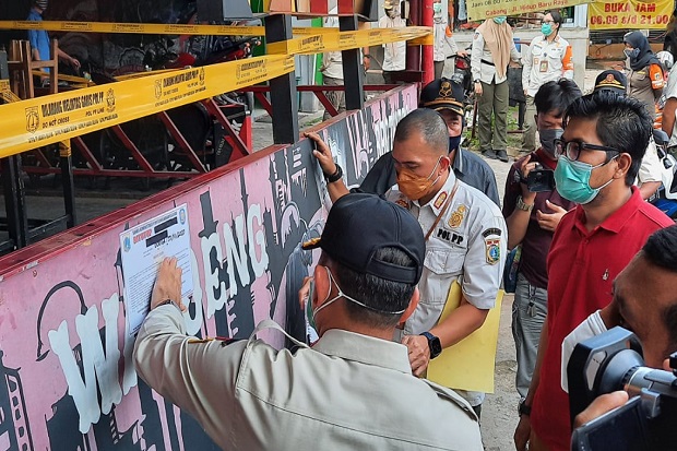 Buntut Pemukulan Bu...
