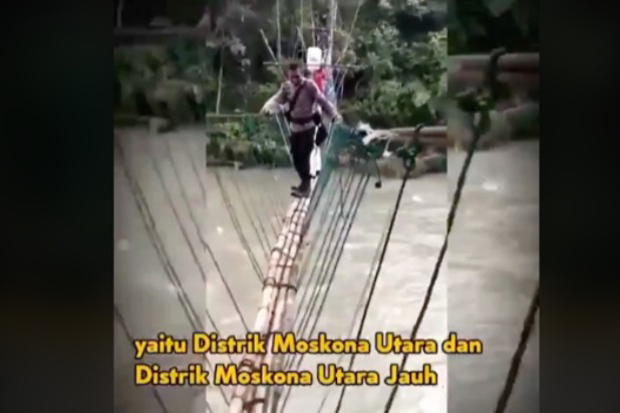 Begini Perjuangan Petugas...