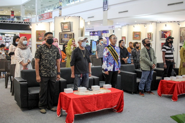 Tumbuhkan Pariwisata,...