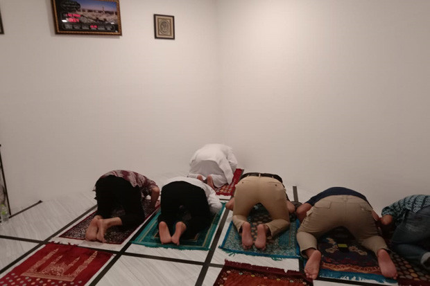 Habib Rizieq Jadi Imam...