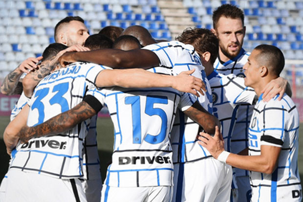 Comeback Dramatis, Inter...