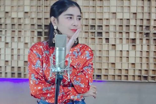 Kembali Eksis, Uut Permatasari...