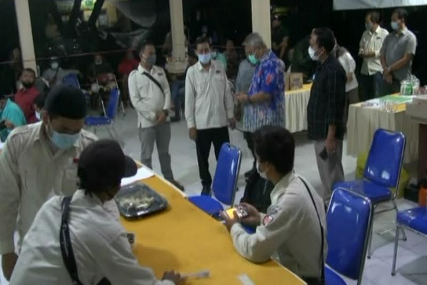 Klaim Menang, Ketua...