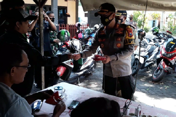 Sosialisasi Prokes,...