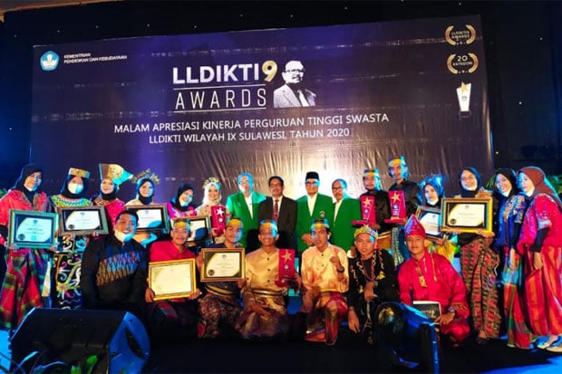 UMI Raih Penghargaan...