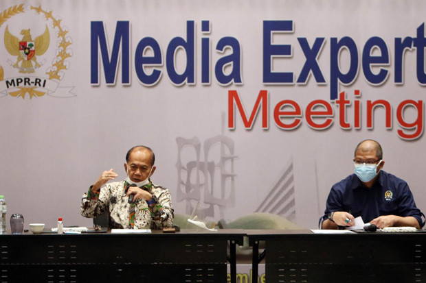 MPR Dorong Gerakan Kewirausahaan...