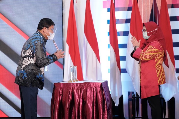 BNI Raih Peringkat I...