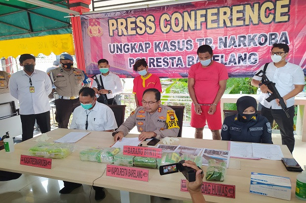WNA Asal Malaysia Ditangkap...