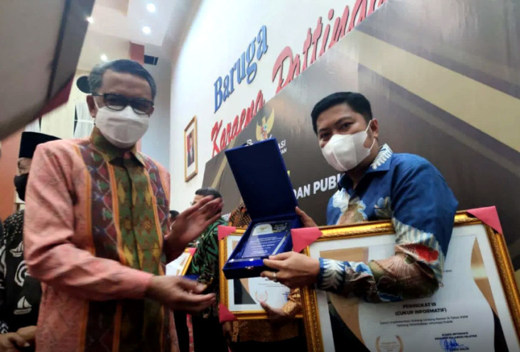 Pemkab Sinjai Sabet...
