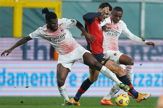Pioli Kesal Milan Banyak...