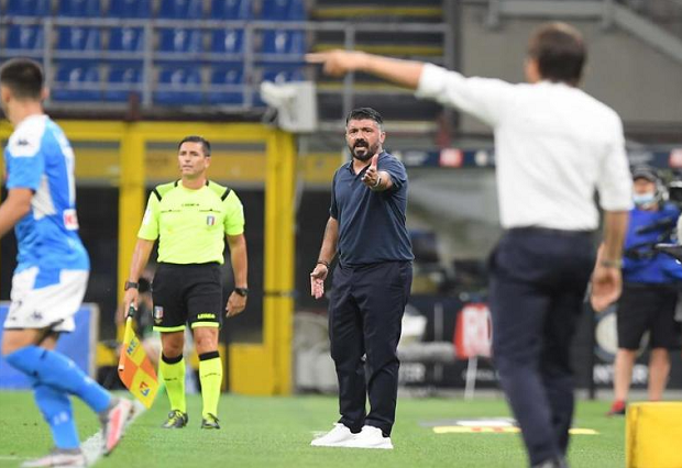 Bandingkan Liga Primer,...