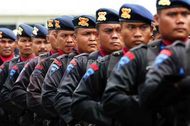 Amankan Aksi Besok,...