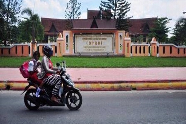 6 Wakil Rakyat Positif...