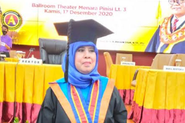 Dosen Fakultas Sastra...