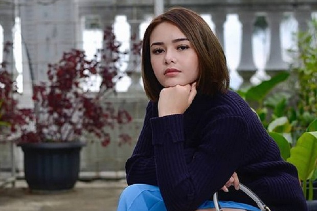 Amanda Manopo Makin...