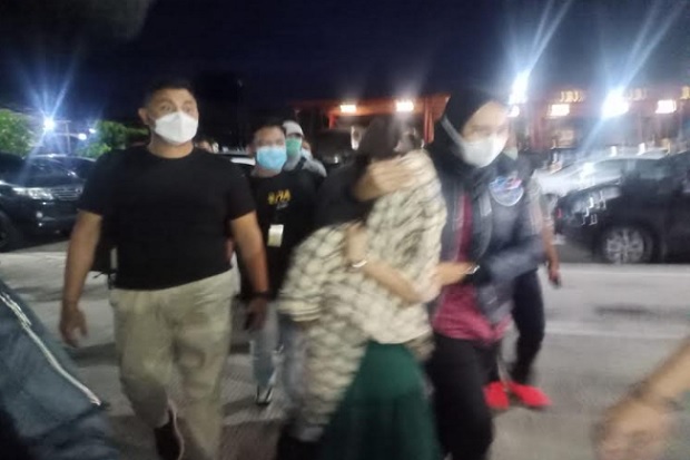 Artis Seksi TA Ditangkap...