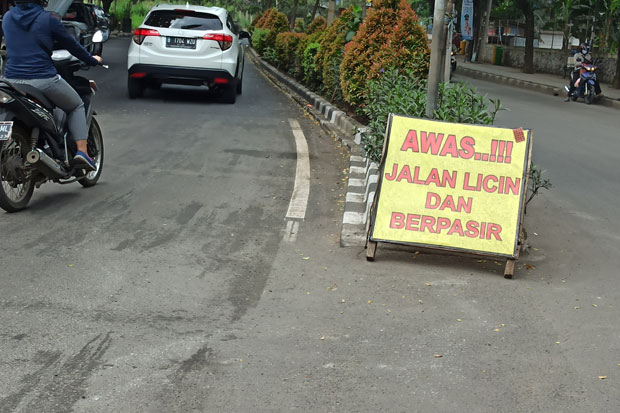 Jalan Ciater Tangsel...