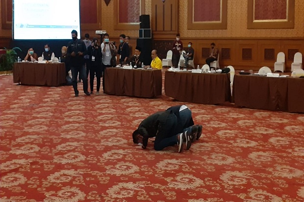 Pleno Rekap Provinsi...