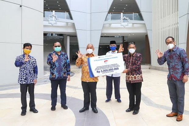 Pelindo III Ikut Bangun...