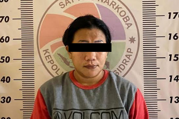 Ibu Rumah Tangga di...