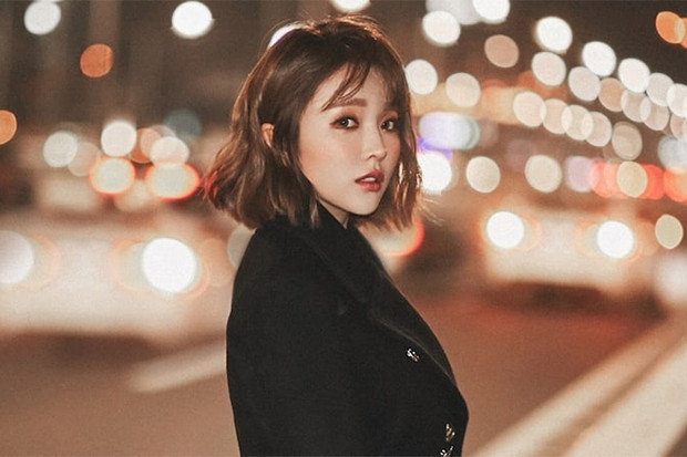 Hong Jin Young Minta...