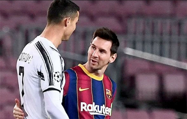 Lionel Messi Kirim Isyarat...