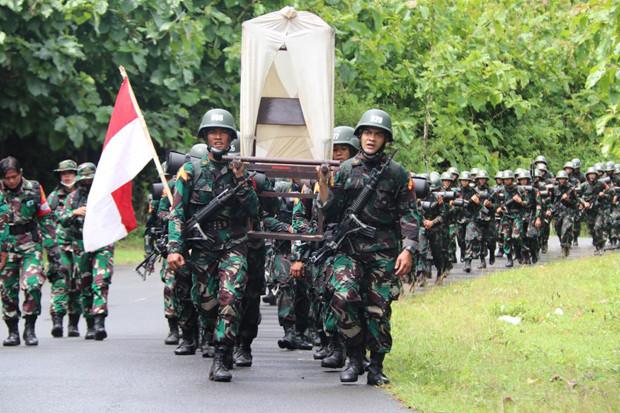 Taruna Akademi TNI Susuri...