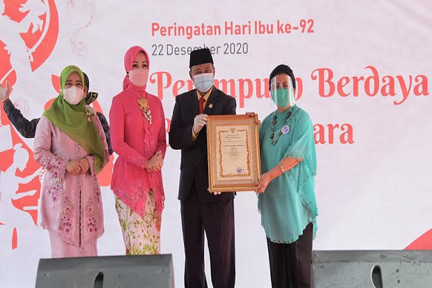 Wagub Jabar Uu Ruzhanul...