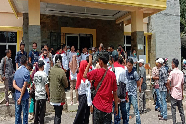 Kas Daerah Kosong, Puluhan...